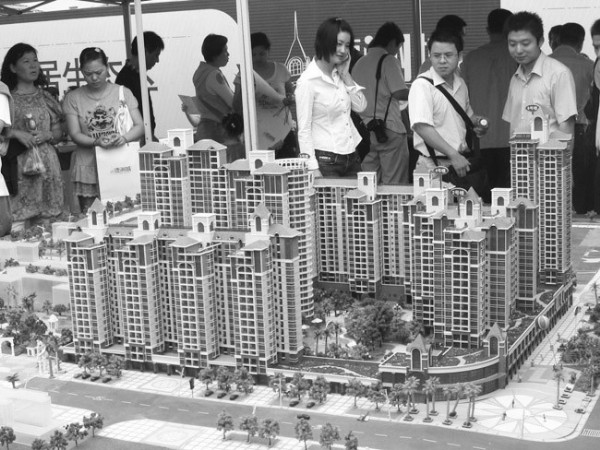 房产新政“降温”厦门五一楼市 3天只成交住宅57套_新闻中心_新浪网