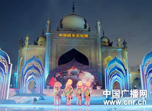 第八届中国西部民歌歌会开幕 民族风情独具韵