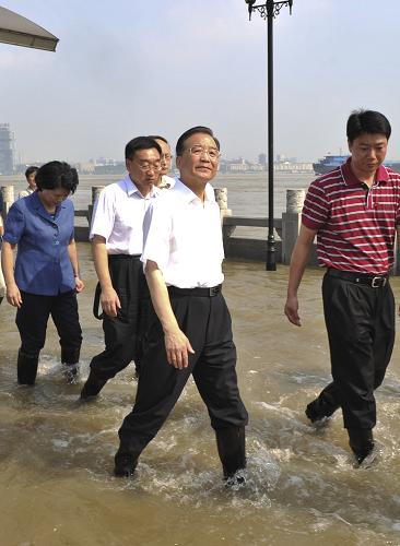 温家宝总理在安徽检查指导淮河防汛抗洪工作纪实