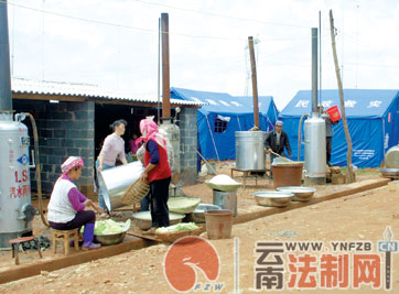曲靖马龙县政府承诺“春节前让灾民搬进新家”