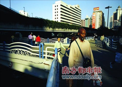 十万非洲人寻梦广州大量移民进入宜疏不宜堵