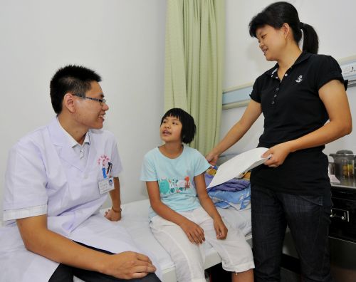 福州事业单位迎来首位台籍硕士研究生(组图)