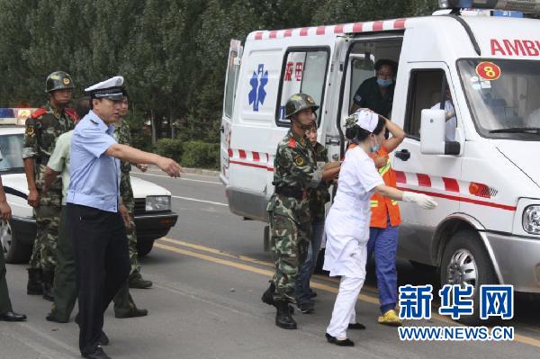 黑龙江伊春鞭炮厂爆炸已致13死148伤(组图)