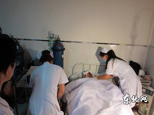 黑龙江省委书记赴伊春飞机失事现场指挥救援