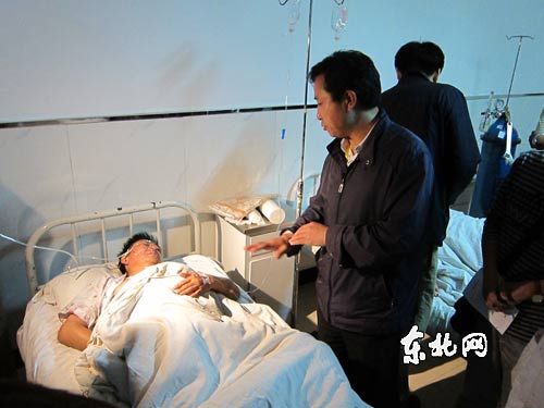 黑龙江省委书记赴伊春飞机失事现场指挥救援