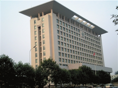 河南多地挪用农产品检测专款建楼买轿车