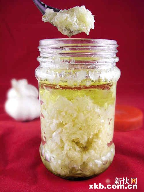 上班族的效率装备:DIY蒜头油_新闻中心_新浪网