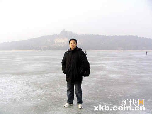 作家谢朝平被警方刑拘续:一日接受7小时问话