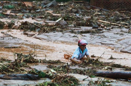 台风"凡亚比"目前造成广东省18人死亡44人失踪