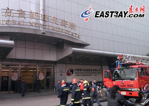 消防安全再敲警钟:申城一天发生两起高楼火灾