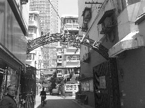 南京多个老小区缺管家