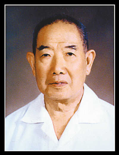 原电力工业部副部长黄宇齐同志(部长级待遇)，因病医治无效，于2011年3月25日在上海逝世，享年100岁。