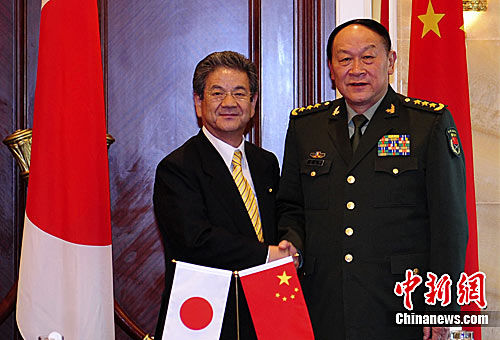 国防部长梁光烈在新加坡全面阐述我国核心利益