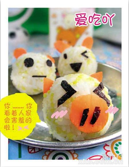 只爱零食不爱饭?猪仔饭团无得弹