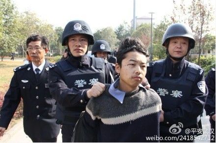 武汉警方16日通报称，“12·1建行爆炸案”主要犯罪嫌疑人王海剑已被警方抓获。