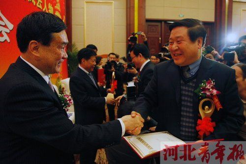 杜金卿当选河北经济风云人物