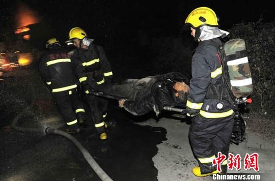 ͼΪ����սʿ���ֳ��ȳ������ߡ� ���� ��