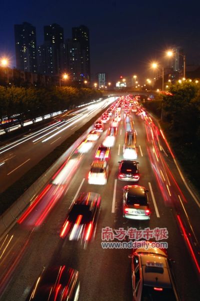 春风高架桥旁能否加建车道
