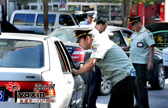 新疆乌鲁木齐市百日专项打击非法营运 已查处