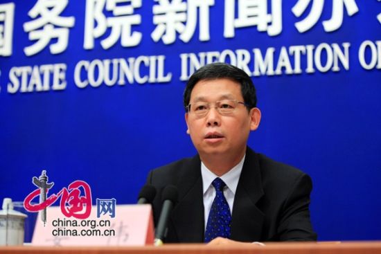 中央司法体制改革领导小组办公室负责人姜伟介绍情况