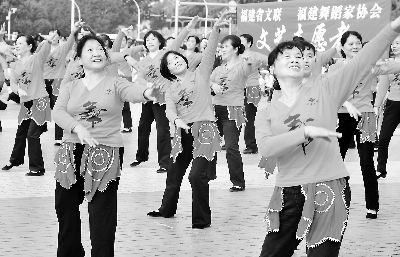 千人齐跳百姓健康舞