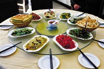 个别地方政府公务接待模式:让企业主作陪买单