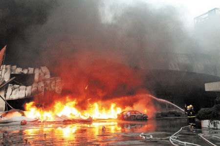 温州两家工厂火灾致5人遇难