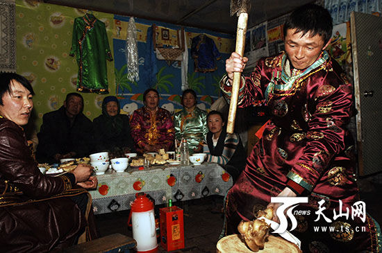 首届新疆非物质文化遗产春节习俗展1月23日举