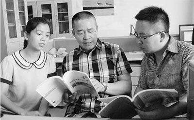 “用汗水浇灌片片绿洲”(最美科技人员)