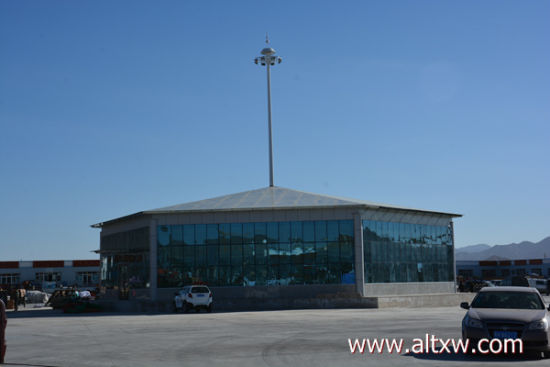 新疆青河县口岸边贸公共服务展厅预计2015年