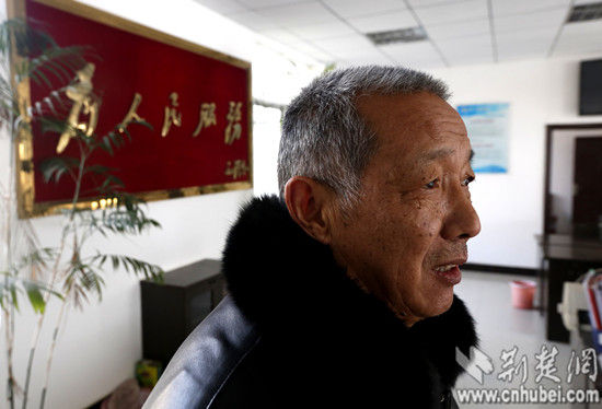 移民书记赵久富:胸怀大局 勇于担当