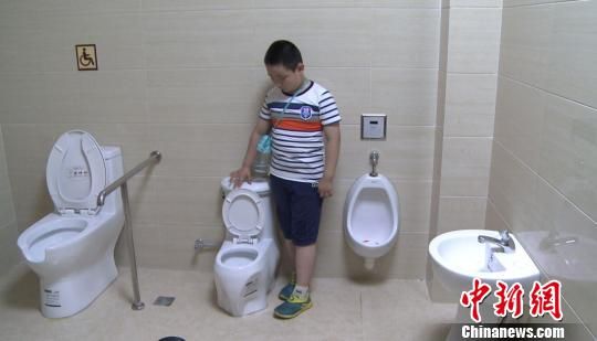 南京夫子庙景区新增362厕位 为游客推行"第三公厕"