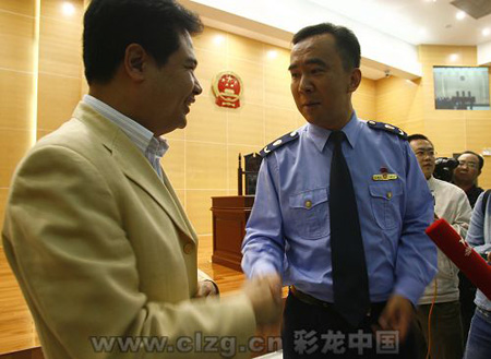 云南首例一把手出庭应诉案原告败诉(图)