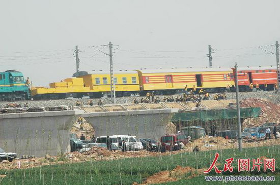 t195次列车与5034次列车在山东淄博境内相撞
