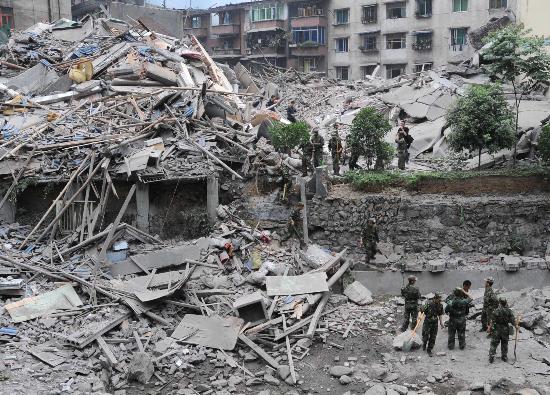 图文：四川北川县县城被地震摧毁的建筑物