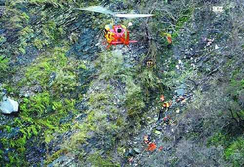 台湾救灾失事直升机残骸寻获(组图)