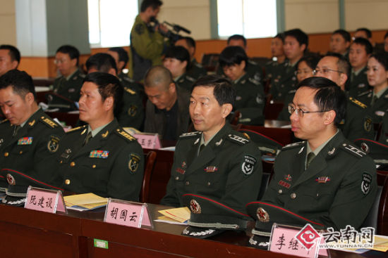 云南陆军预备役步兵师换装07式预备役军服