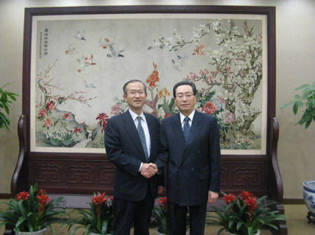 武大伟会见韩国六方会谈团长