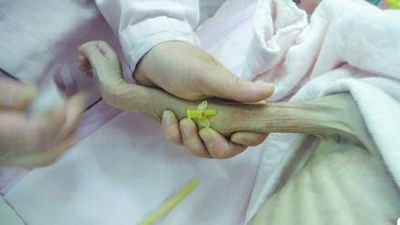 蓝田重症幼女北京求医(图)_新浪新闻