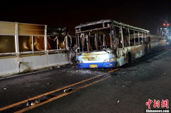 厦门BRT公交车起火事件1名伤者出院(图)|公交