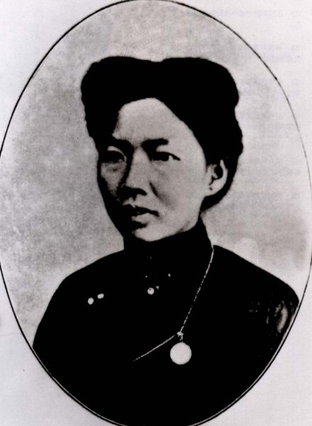 张竹君(1879-1963)广东番禹人.