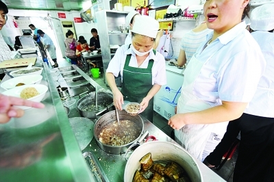 老南京入伏喝绿豆汤这个习俗延续至今