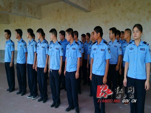 湘乡市交警大队组织协警开展实战技能培训