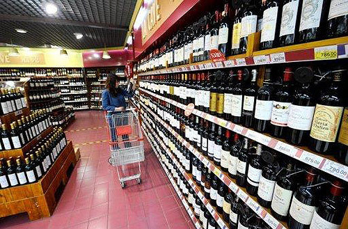 法国葡萄酒对华出口下降 外媒:反腐系主因