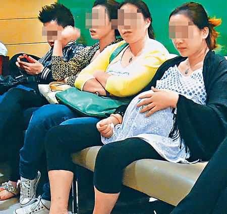 港报:香港破获特大跨境假结婚集团 涉80宗假婚