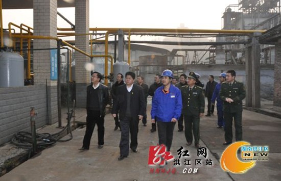 易贵长深入洪江区对安全生产工作进行明察暗访