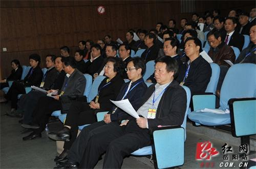 岳阳市中级人民法院公开审理一起行政处罚纠纷