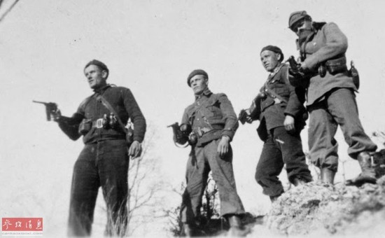 女英雄卓娅痛斥德军:你们无法绞死1.7亿苏联人_新浪新闻