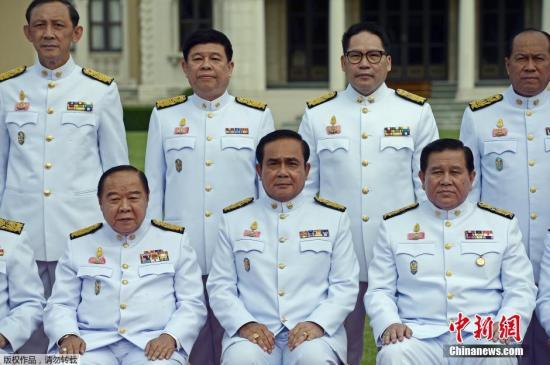宪法草案被否致泰国大选延后 军政府遭指责泰国宪法军政府