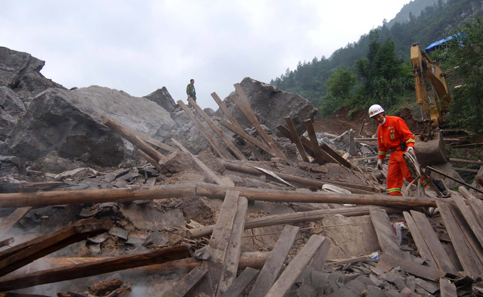 铺集人口_南流江城区段又有大动作 巨资建设污水集污干管工程